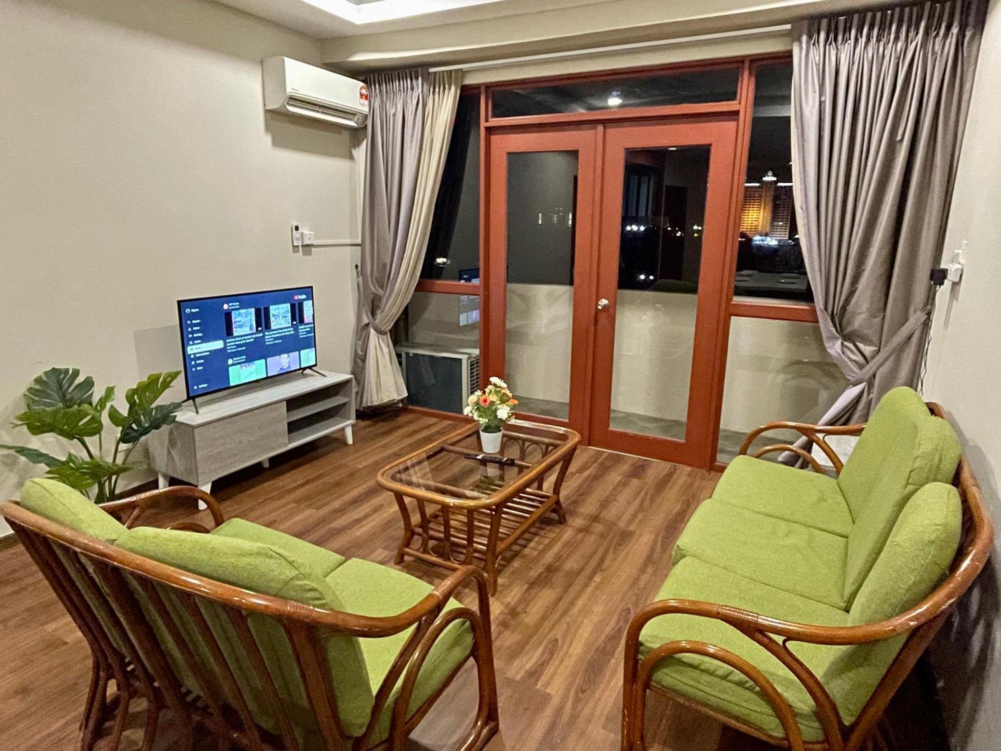 Kuching City Center Riverbank Suites With Marvelous River View エクステリア 写真