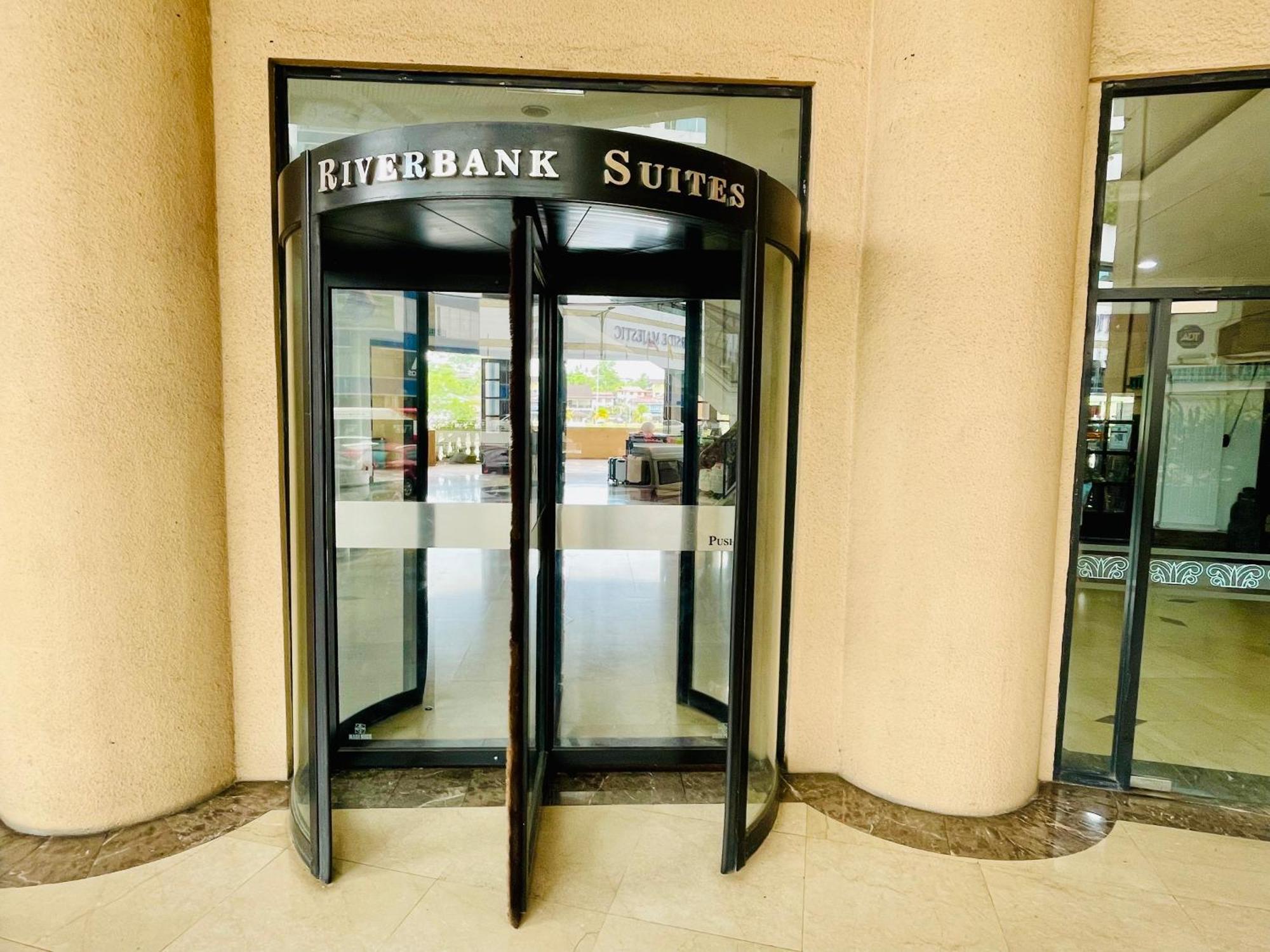 Kuching City Center Riverbank Suites With Marvelous River View エクステリア 写真