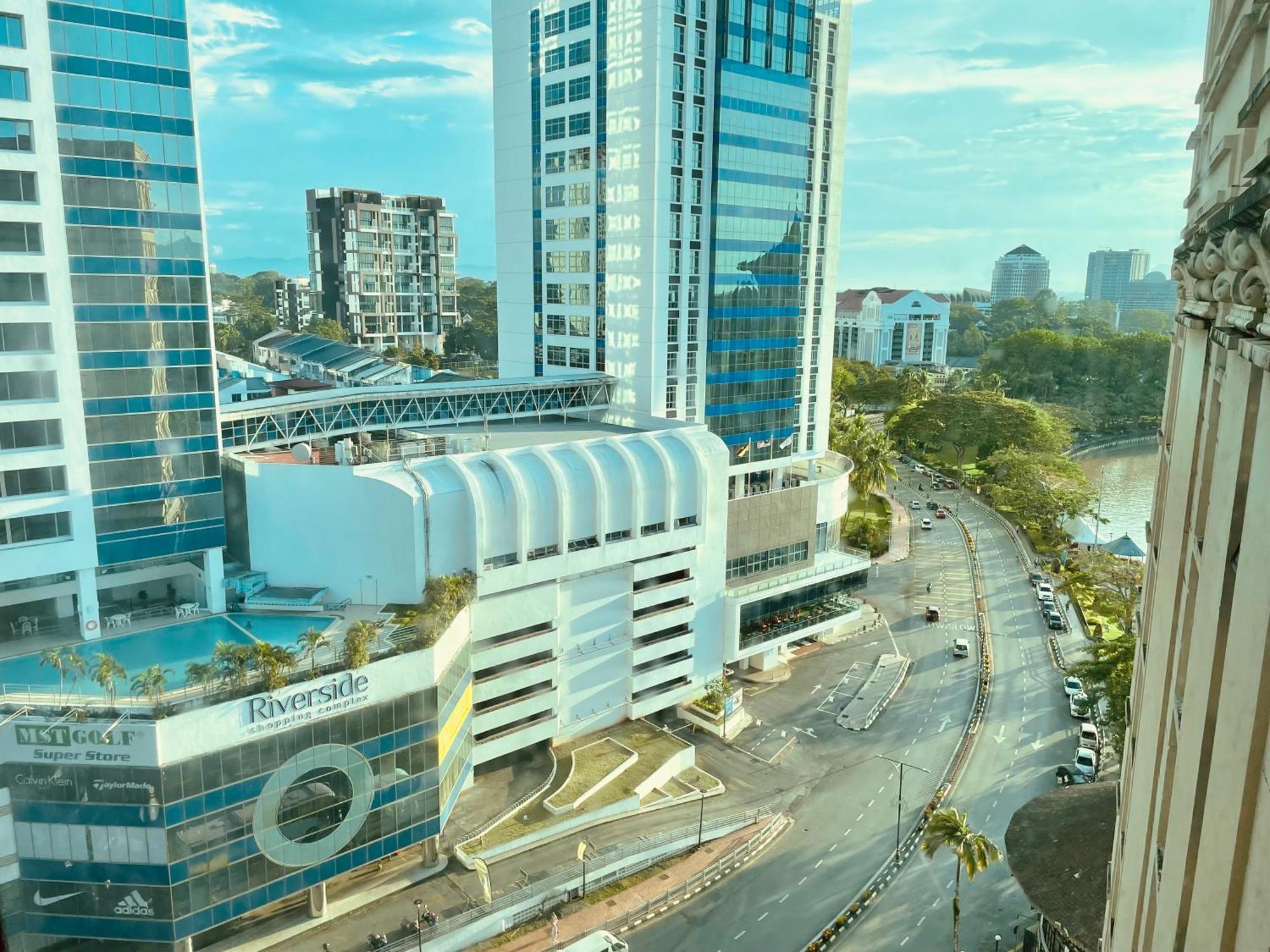 Kuching City Center Riverbank Suites With Marvelous River View エクステリア 写真